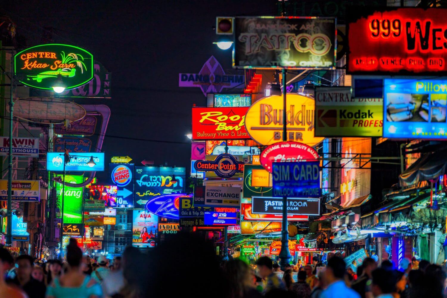 Enjoy the night in Khao San 