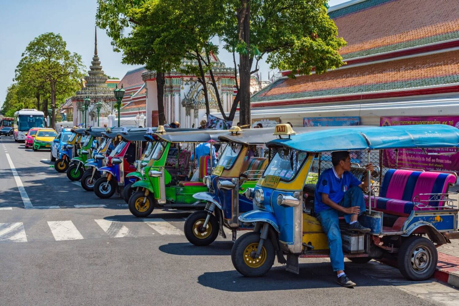 Ride Tuk Tuk in Bangkok
