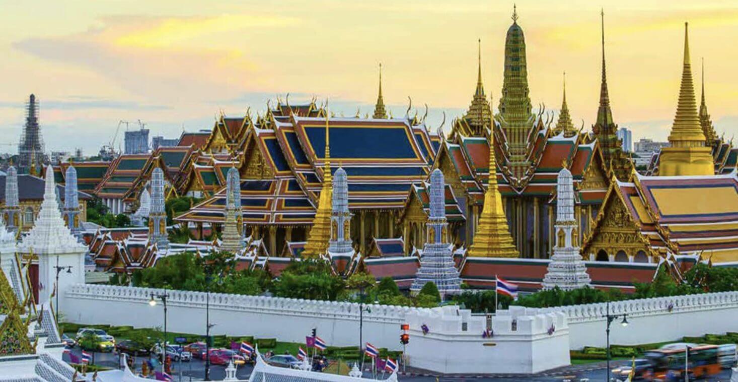 Visit temples in Bangkok