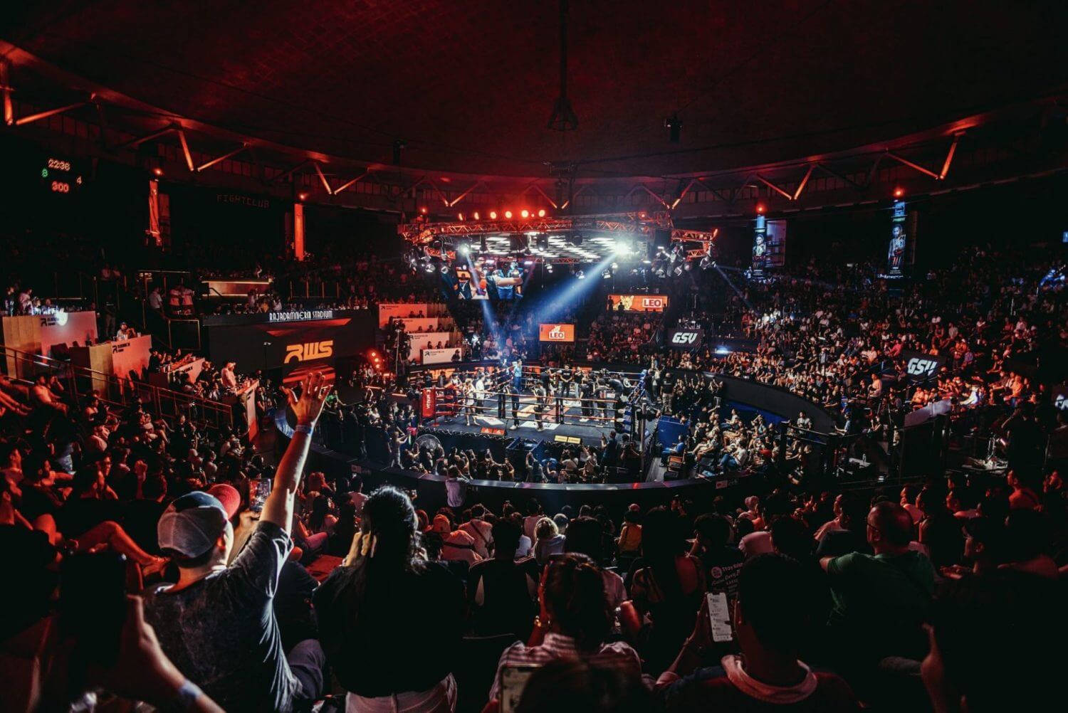Watch Muay Thai at Rajadamnern Muay Thai stadium