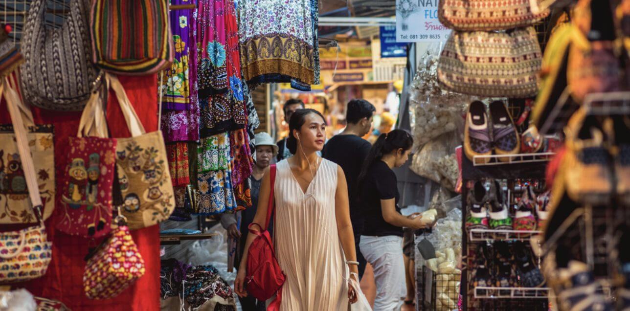Visit Chatuchak Weekend Market bangkok