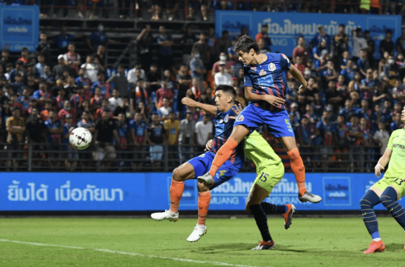 Thai League Football Match
